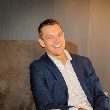 Tobias Bevelander